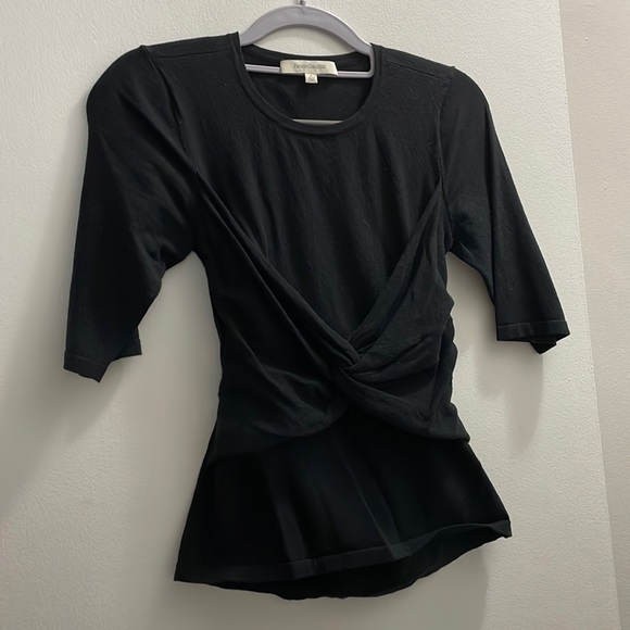 Favorite Daughter twist front cutout tshirt in black - Picture 1 of 8